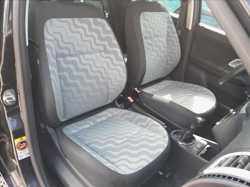 Škoda Fabia II 1.2 i 51kW KOMBI - fotka 30 z 53