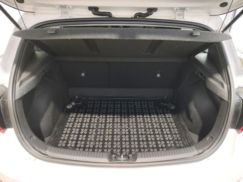 Hyundai i30 (2024) 1.5i 71kW MT Comfort - fotka 7 z 20