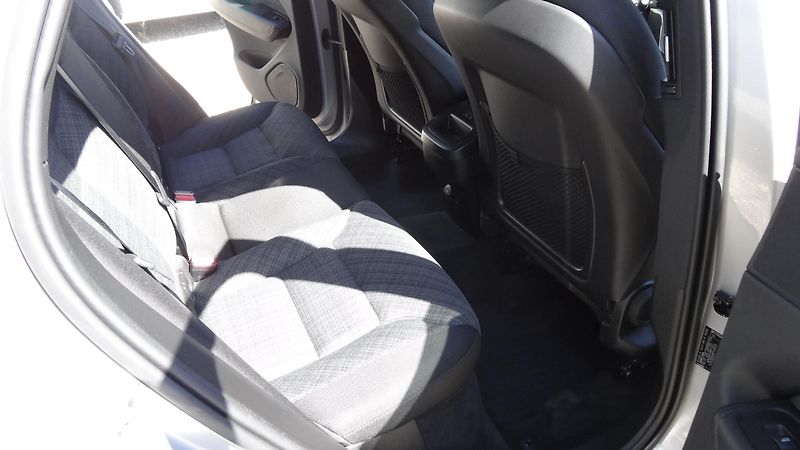 Volvo XC60  B4 Awd Taž.zař.Navi + - fotka 9 z 70