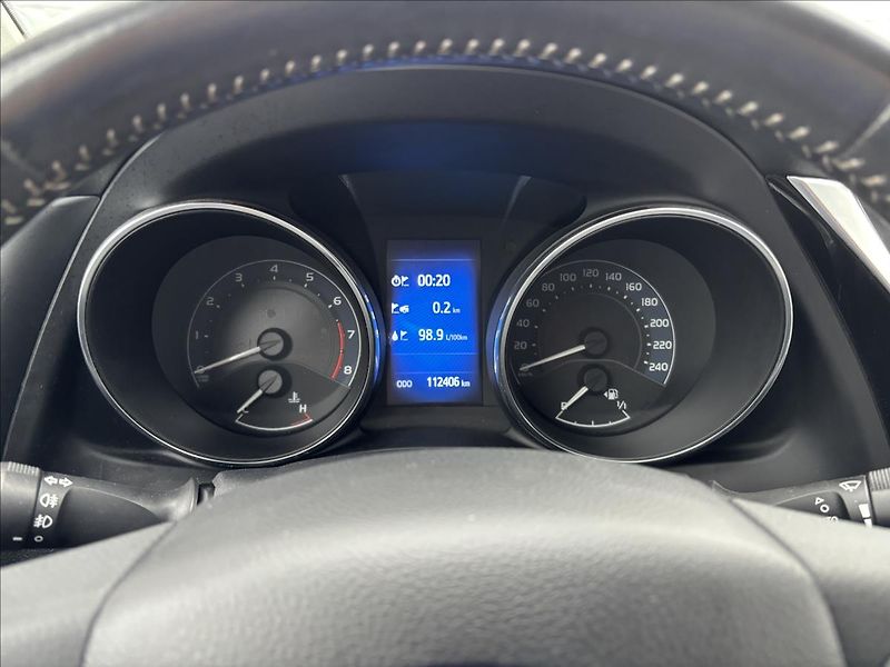Toyota Auris 1,6 Active Trend 97kW - fotka 18 z 33