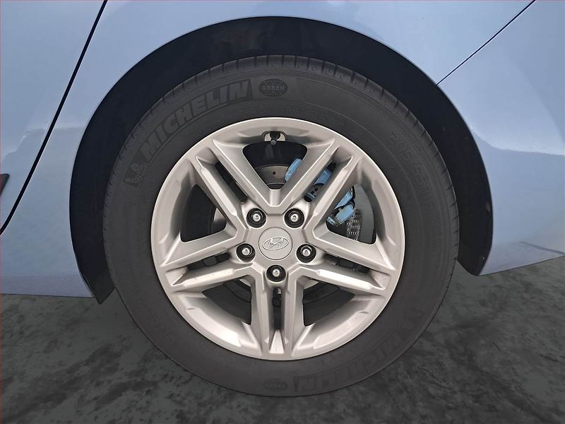 Hyundai i30 (2013) 1.6 CRDi, Serv.kniha, Tempomat - fotka 14 z 18