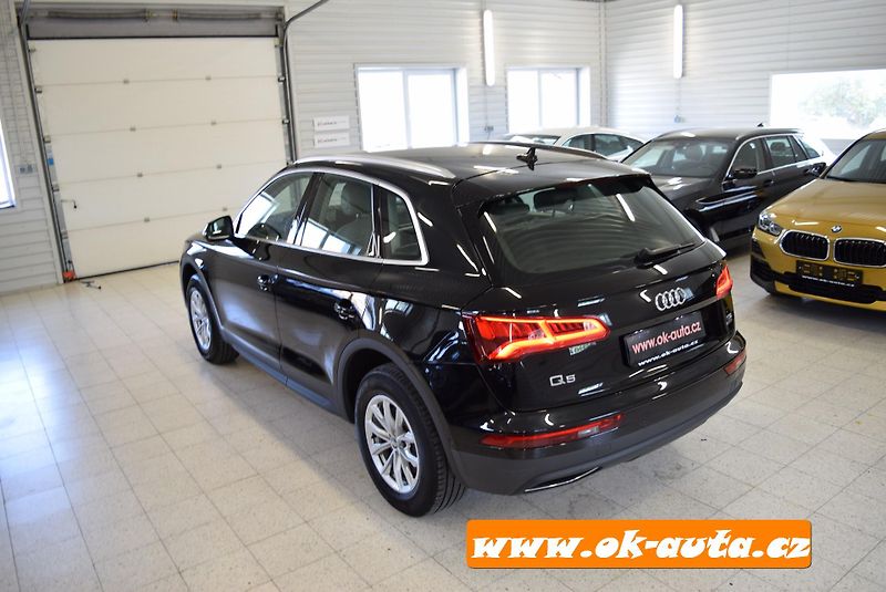 Audi Q5 2.0 TDI QUATTRO PRAV.SERVIS - fotka 4 z 60