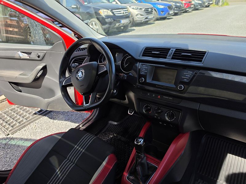 Škoda Fabia 1.2 TSI Monte Carlo Panorama  - fotka 12 z 15