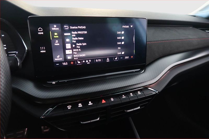 Škoda Octavia (2023) RS 2.0 TDI 4x4 - fotka 12 z 22