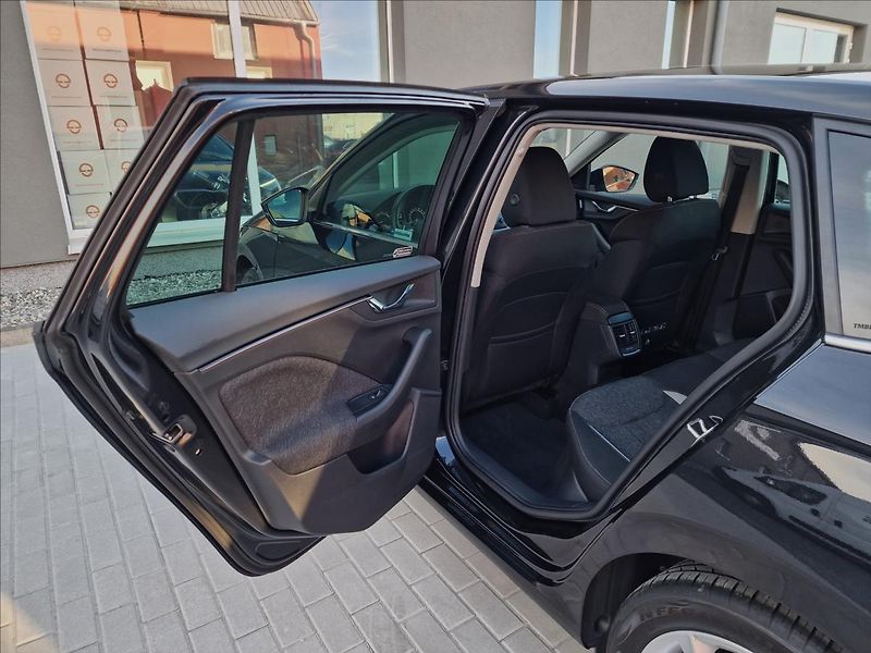 Škoda Scala 1.0TSI 81kW Style,ČR,1.Maj. - fotka 18 z 50