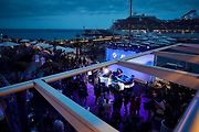BMW představilo BMW i8 Roadster v provedení speedster