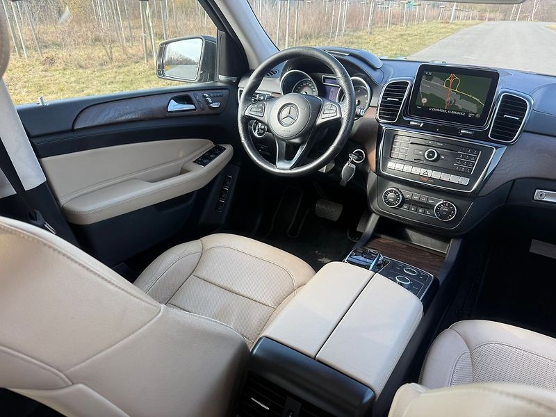 Mercedes-Benz GLS - fotka 11 z 19