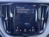 Volvo XC60 FWD B5/vzduch/4*klima/PANO/  - náhled 36