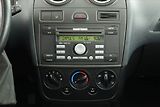 Ford Fiesta (2007) 1.3 i, po STK, CZ doklady - náhled 9