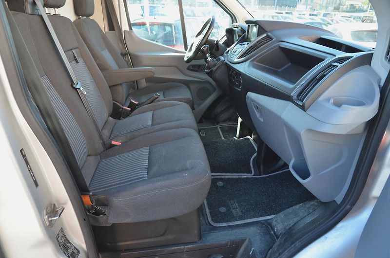 Ford Transit (2018) L3H2 2.0 TDCi / KLIMA / NAVI - fotka 14 z 34
