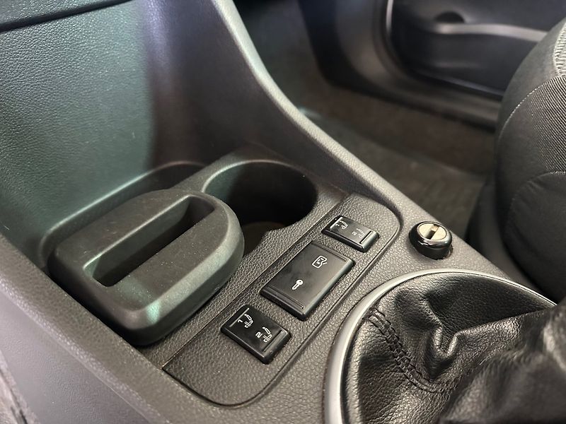 Škoda Roomster (2007) 1.4TDi SCOUT, VÝHŘEV SED. - fotka 10 z 12