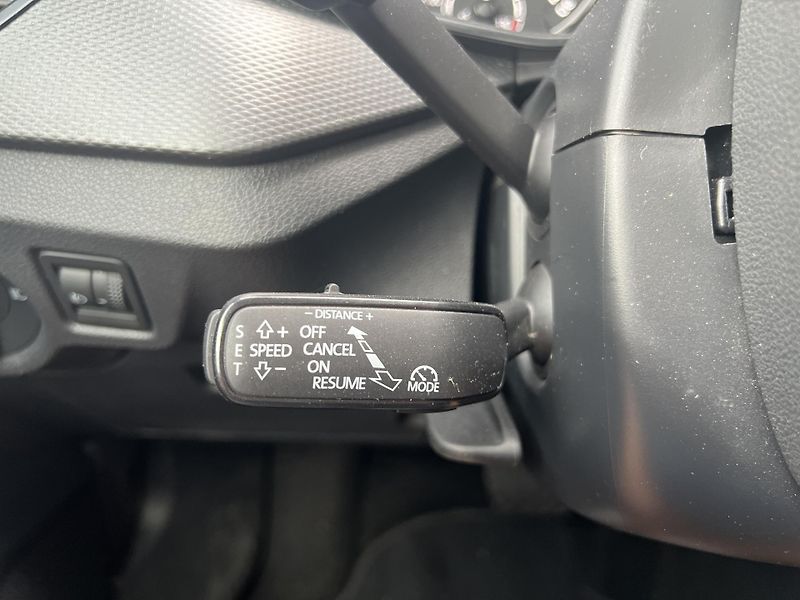 Škoda Kamiq 1.0TSi 81kw KAMERA TAŽNÉ ALU - fotka 14 z 46