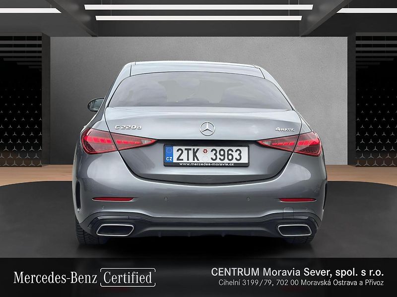 Mercedes-Benz Třídy C C 220d 4MATIC - fotka 4 z 17