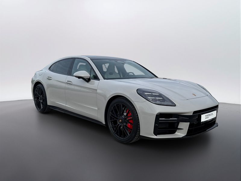 Porsche Panamera GTS - fotka 5 z 30