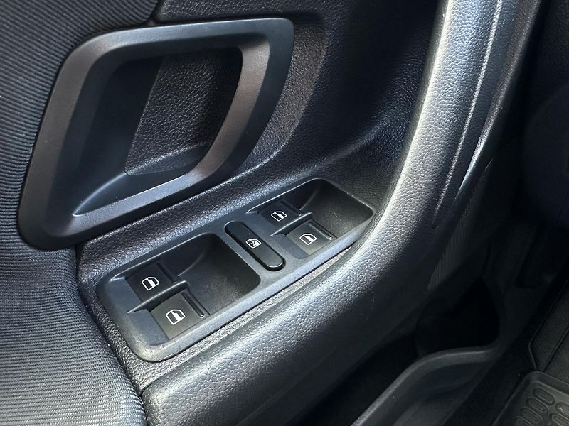 Škoda Roomster 1.2 TSI Style - fotka 17 z 25