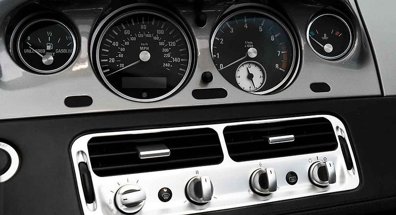 BMW Z8, které patřilo Stevu Jobsovi.