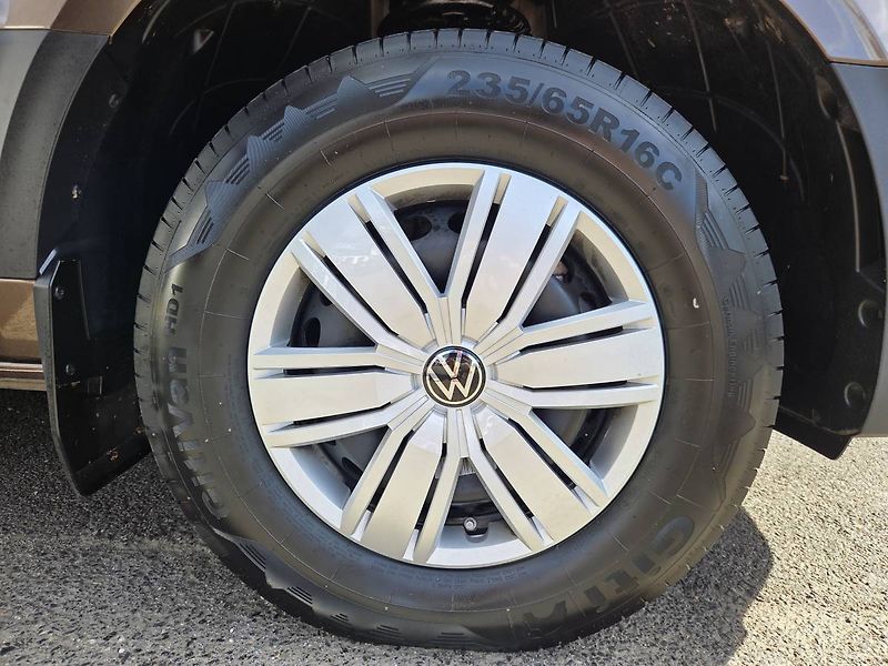 Volkswagen Grand California 2.0 TDI DSG - fotka 69 z 70