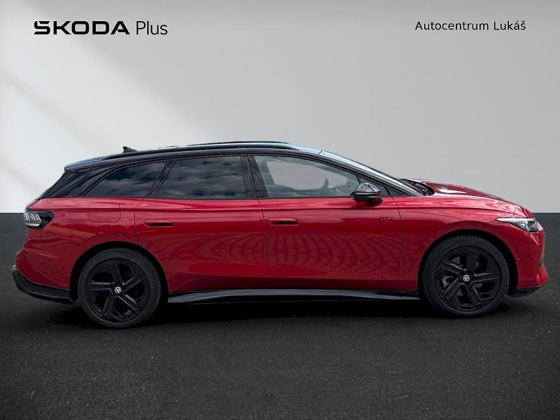 Volkswagen ID.7 Tourer (2025) GTX 250 KW, 86 KWH Tažné - fotka 6 z 32