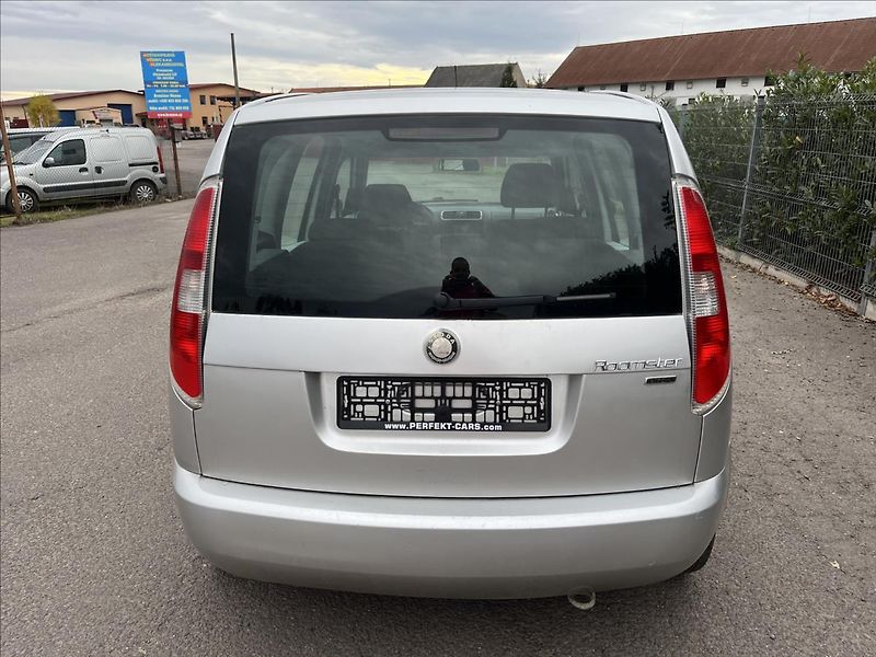 Škoda Roomster 1,4 TDi KLIMA ROZVODY 2x KOLA - fotka 7 z 28