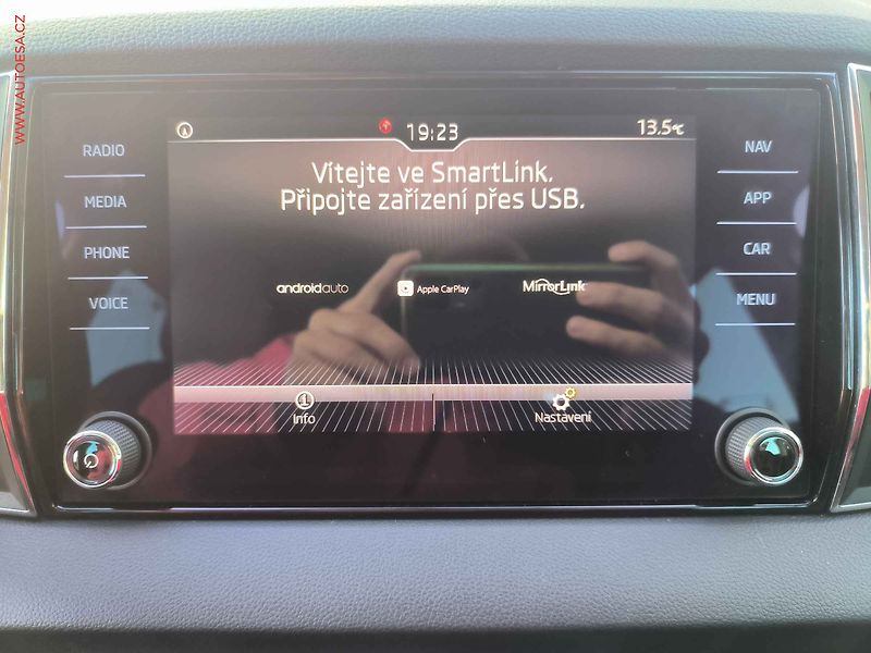 Škoda Karoq (2019) 1.6TDi, 2.maj,ČR, LED, ACC - fotka 14 z 23
