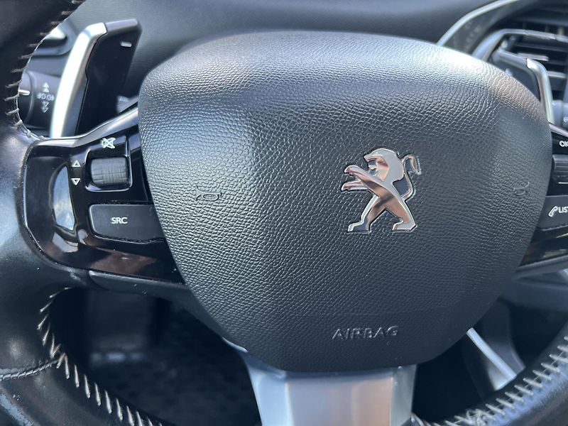Peugeot 308 1.5HDi KLIMA KAMERA NAVI ALU - fotka 14 z 44