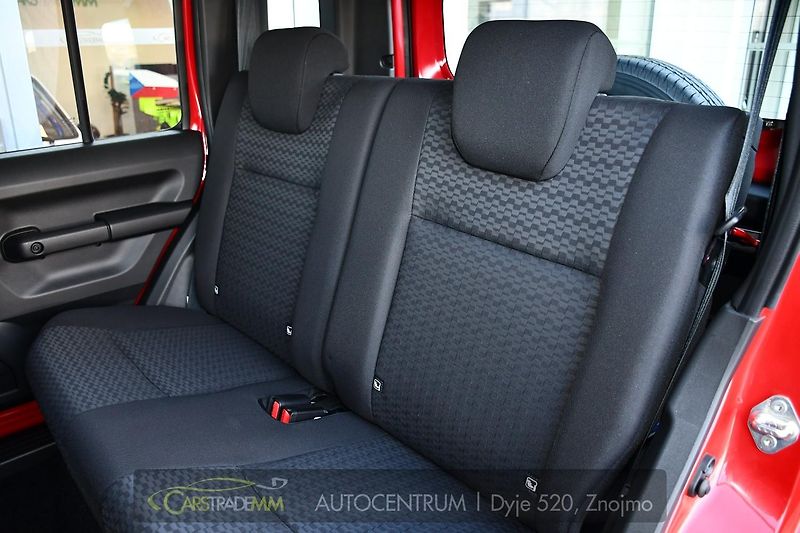 Suzuki Jimny 1,5 GLX AUTOMAT, 4X4 LONG - fotka 14 z 48