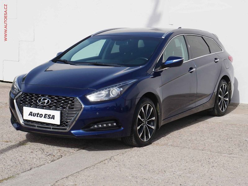 Hyundai i40 (2018) 1.6CRDi, ČR, TZ, výhř.sed. - fotka 3 z 17