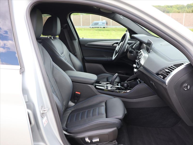 BMW X4 2,0 xD M-Paket CZ DPH Záruka - fotka 13 z 40