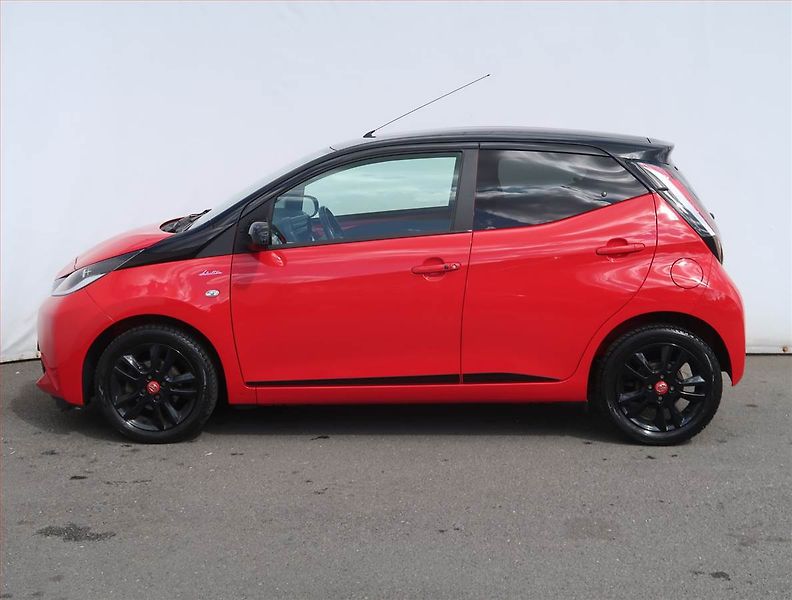 Toyota Aygo (2018) 1.0 VVT-i, Automat, ČR,1.maj - fotka 3 z 18