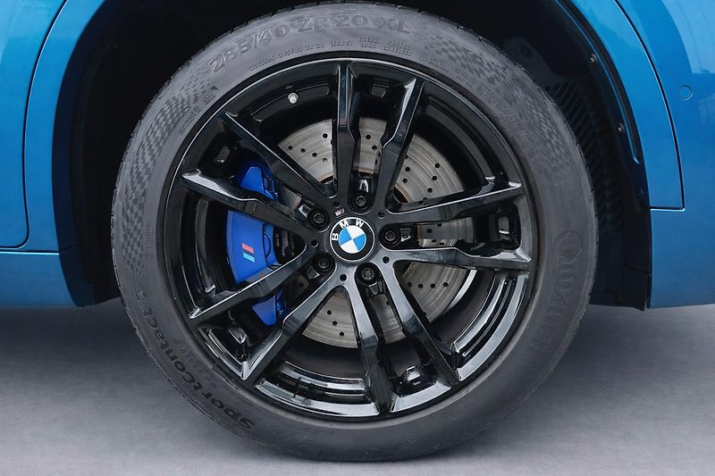 BMW X6 M - fotka 27 z 27