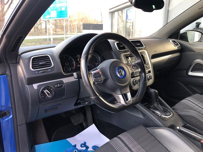 Volkswagen Scirocco (2012) 2.0 Sport - fotka 15 z 42