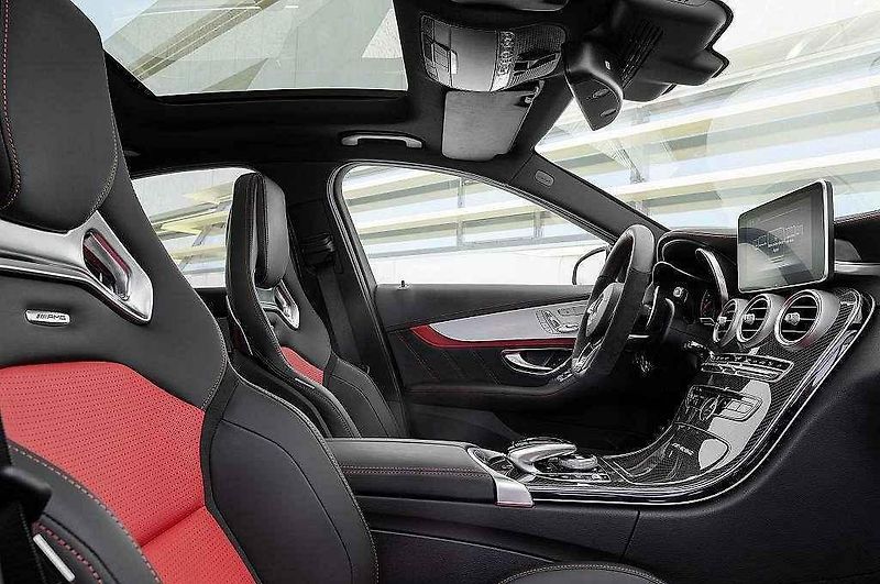 Mercedes-AMG C 63.