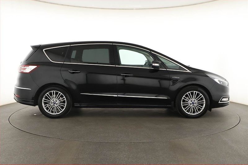 Ford S-MAX (2017) Vignale 2.0 EcoBoost, Automat - fotka 6 z 20