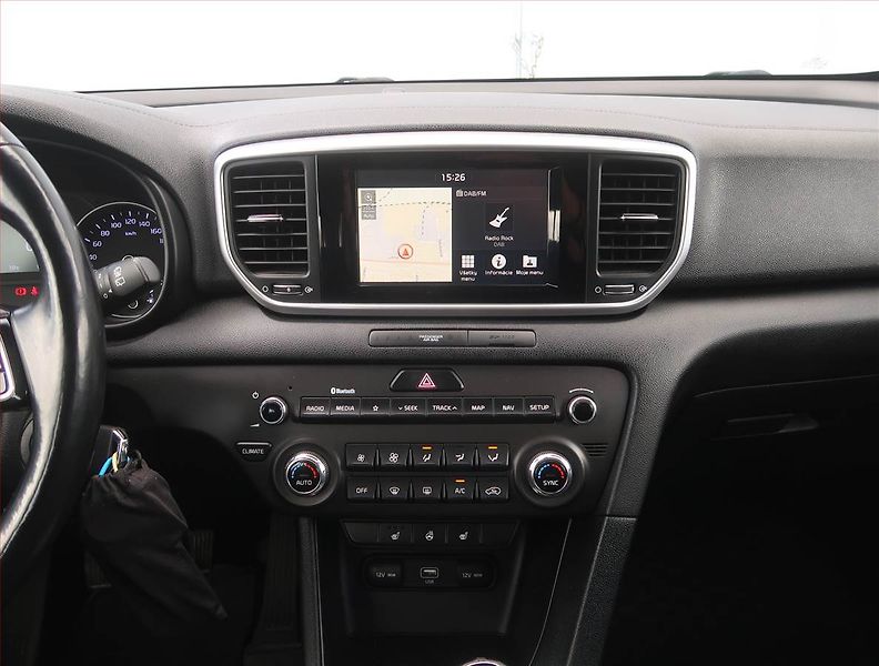 Kia Sportage (2019) 1.6 GDI, Navi, Tempomat - fotka 12 z 18