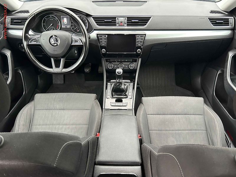 Škoda Superb (2016) 1.6 TDi - fotka 8 z 17