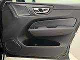 Volvo XC60 (2026) B5 AWD BLACK EDITION PLUS AUT - náhled 7