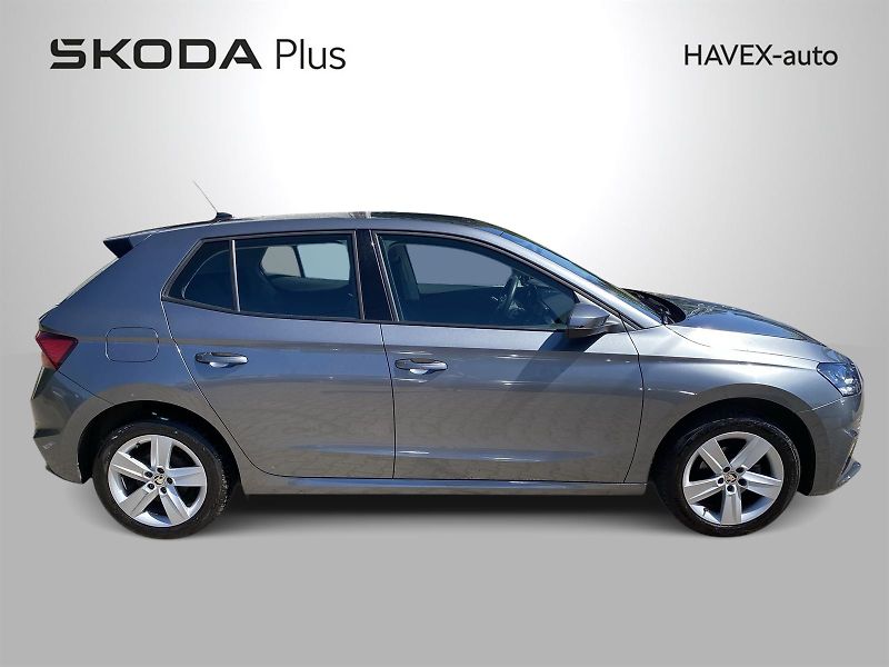 Škoda Fabia (2021) 1.0 TSI Ambition Plus - fotka 25 z 27