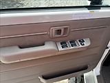 Toyota Land Cruiser LX MY24  GRJ76 4,0 V6 6AT - náhled 13