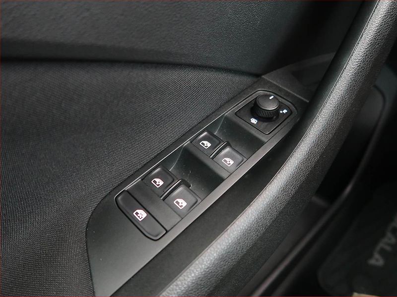 Volkswagen ID.3 (2020) 1st (62 kWh), SoH 89% - fotka 16 z 28