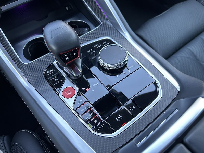 BMW XM 4.4 V8 ZÁRUKA - fotka 23 z 43