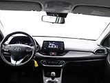 Hyundai i30 1,6 CRDi 81kW Trikolor tažné - náhled 24