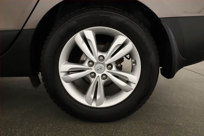 Hyundai ix35 (2012) 1.7 CRDi, nová STK, Tažné - fotka 11 z 14