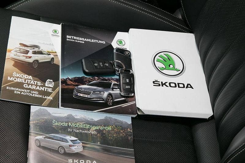 Škoda Superb 2.0TDI 110kW DSG Tažné Webasto - fotka 37 z 37