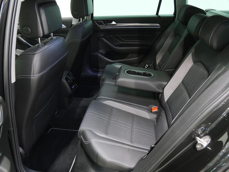 Volkswagen Passat - fotka 24 z 26