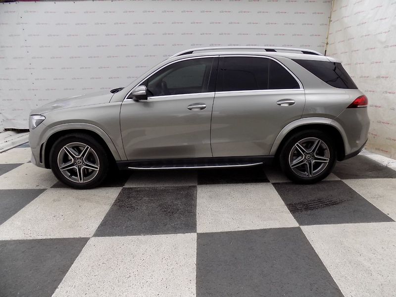 Mercedes-Benz GLE (2022) 400d/AMG-Line/4-M/Full-Led/ - fotka 2 z 47