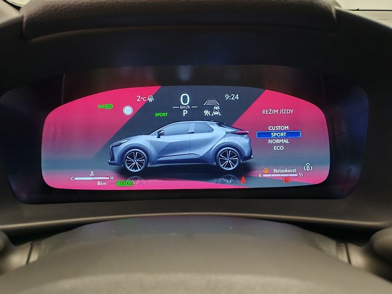 Toyota C-HR - fotka 29 z 41