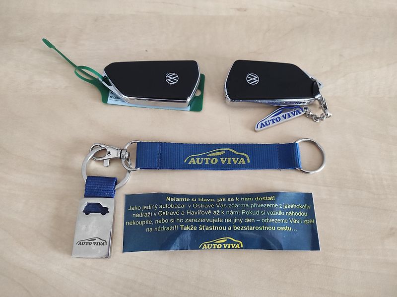 Volkswagen Golf 2,0TDi 110kW, Style, ČR, - fotka 40 z 59