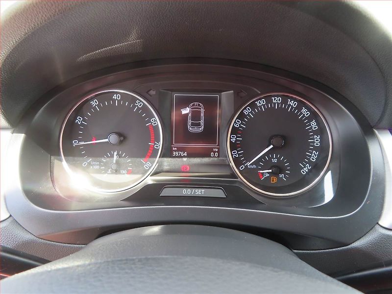 Škoda Rapid (2017) Spaceback 1.2 TSI, Serv.kniha - fotka 11 z 20