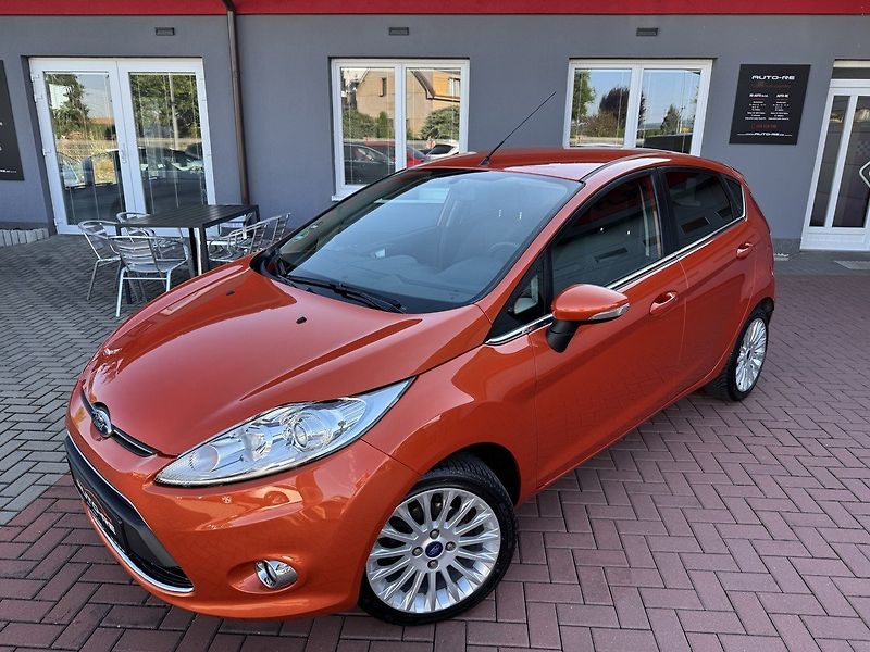 Ford Fiesta (2011) 1.6i Titanium Digi Klima WP - fotka 4 z 50