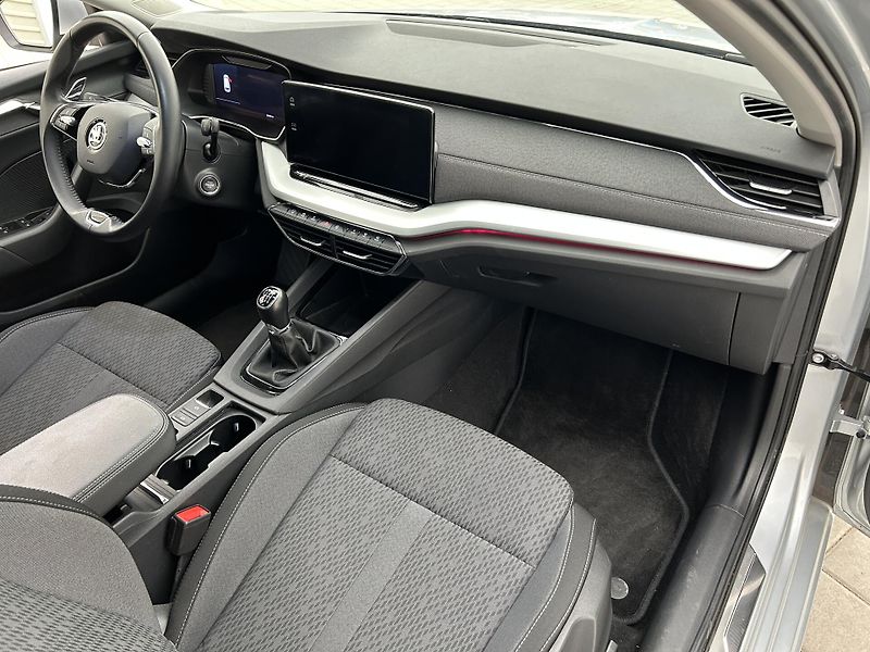 Škoda Octavia 2.0 TDI Style Plus - fotka 14 z 29